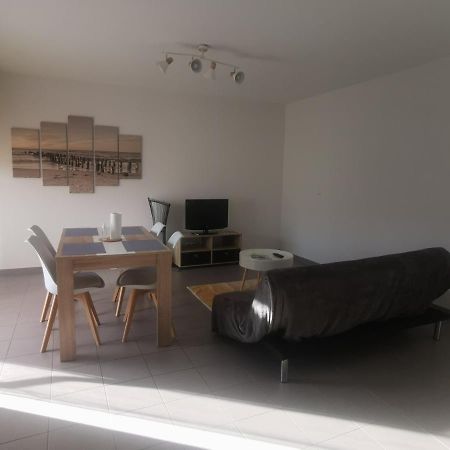 Appartement T2 Accessible Pmr Avec Terrasse Et Garage Onet-le-Chateau Экстерьер фото